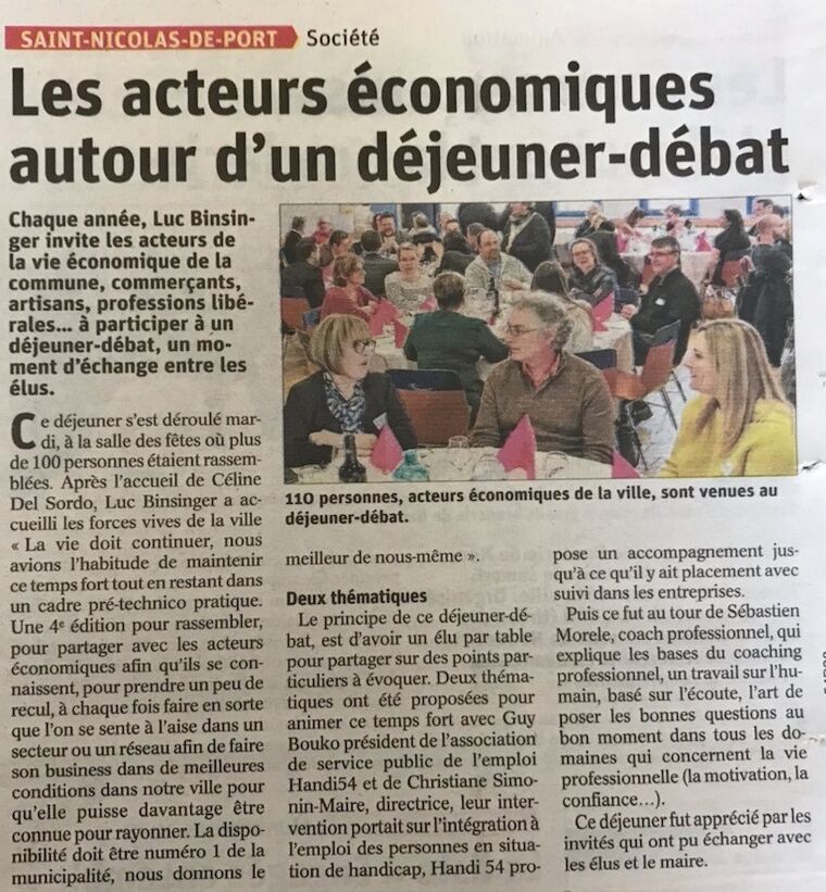 Article sur les acteurs économiques autour d'un déjeuner-débat